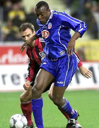 通过不断强 通过不断强